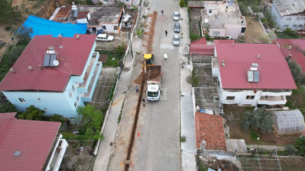 Yeşilbağcılar’da Doğalgaz Seferberliği: Dağdibi Mevkiinde İlk Kazma Vuruldu 9